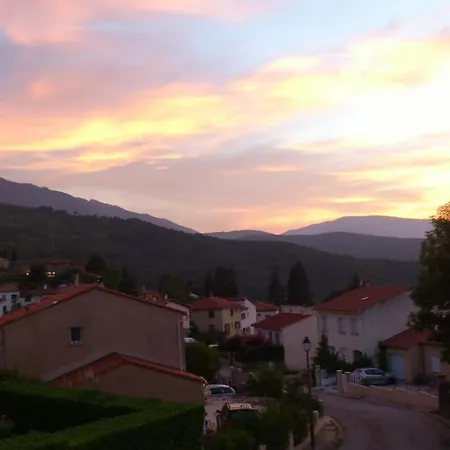 Balcon Sous Le Canigou T1 40m2 Cuisine Separee